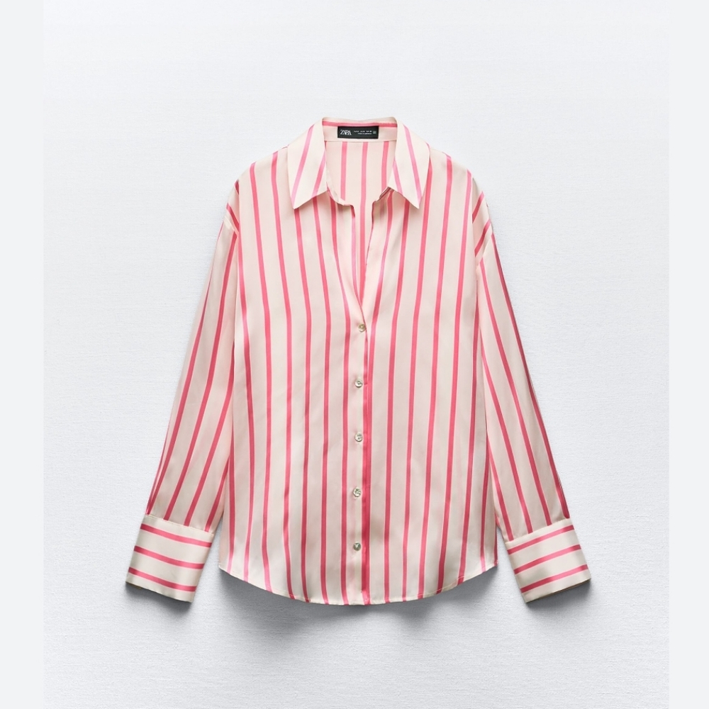 ❌️SOLD❌️SATIN EFFECT SHIRT SIZE S - Picture 3 of 5